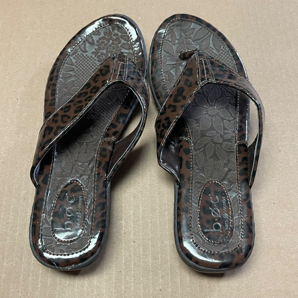 Børn Concepts Women's Size 8/ 39 Brown Cheetah/Animal Print Patent Thong Sandals